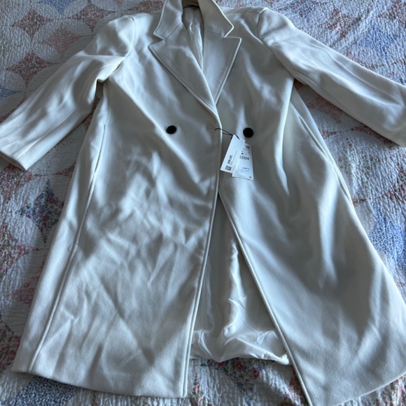 Double breasted Zara white coat - Picture 3 of 4